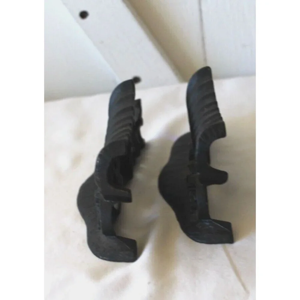 Vtg Cast Iron Pair Bookends Black 1981 Champion Hardware Co Ox Covered Wagon Cow
